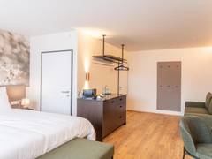 Zimmerbild 6