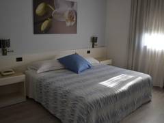 Zimmerbild 12