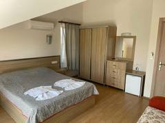Zimmerbild 6