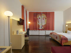 Zimmerbild 17