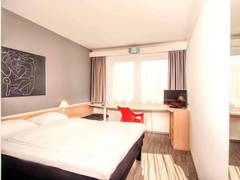 Zimmerbild 6
