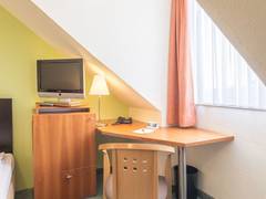 Zimmerbild 28