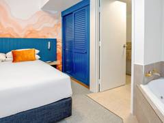 Zimmerbild 6