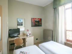 Zimmerbild 14