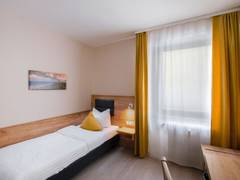 Zimmerbild 8