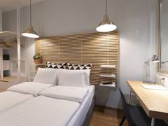 Zimmerbild 9