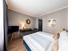 Zimmerbild 2