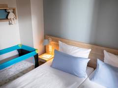 Zimmerbild 6