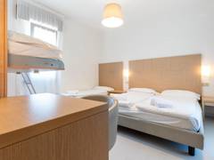 Zimmerbild 24