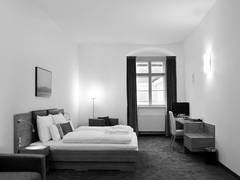 Zimmerbild 14
