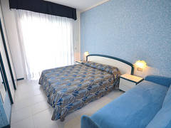 Zimmerbild 8