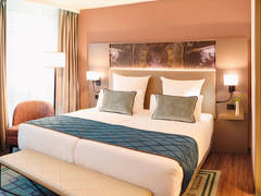 Zimmerbild 15