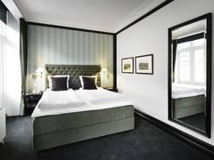Zimmerbild 9