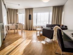 Zimmerbild 8