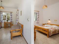 Zimmerbild 8