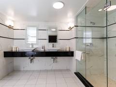 Zimmerbild 23