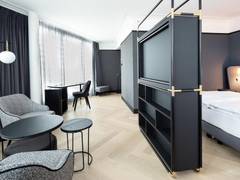 Zimmerbild 9
