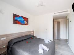 Zimmerbild 6