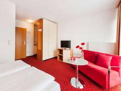 Zimmerbild 9
