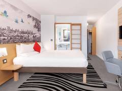 Zimmerbild 13