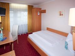 Zimmerbild 15