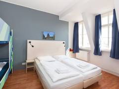 Zimmerbild 16