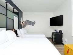 Zimmerbild 6