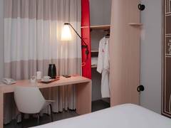 Zimmerbild 9