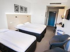 Zimmerbild 7