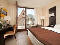 Zimmerbild 8