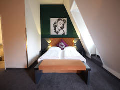 Zimmerbild 14