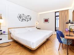 Zimmerbild 12