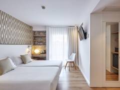 Zimmerbild 11