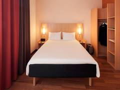 Zimmerbild 8