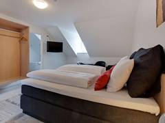 Zimmerbild 16