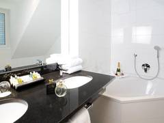 Zimmerbild 24
