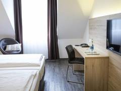 Zimmerbild 9