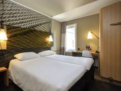 Zimmerbild 8