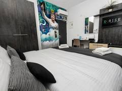 Zimmerbild 8