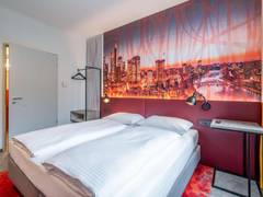 Zimmerbild 15