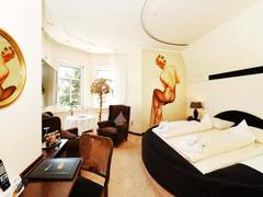 Zimmerbild 12
