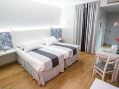 Zimmerbild 42