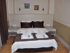 Zimmerbild 6