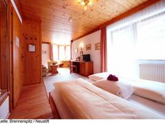 Zimmerbild 8