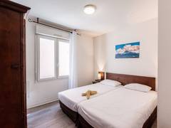 Zimmerbild 8