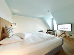Zimmerbild 44