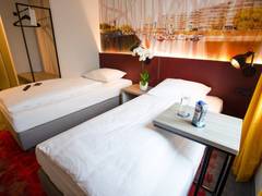 Zimmerbild 8