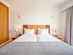 Zimmerbild 12