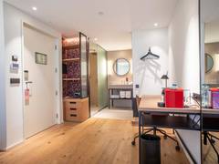 Zimmerbild 6