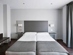 Zimmerbild 6
